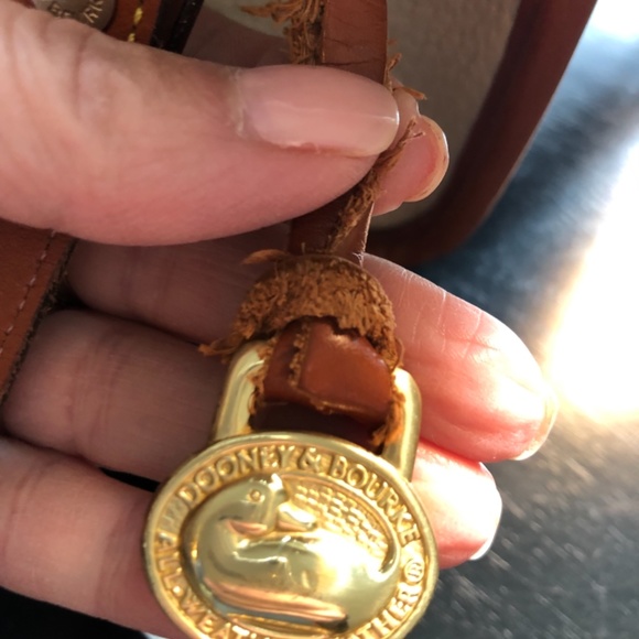 Dooney & Bourke "All Weather Leather" vintage bag - Picture 13 of 15